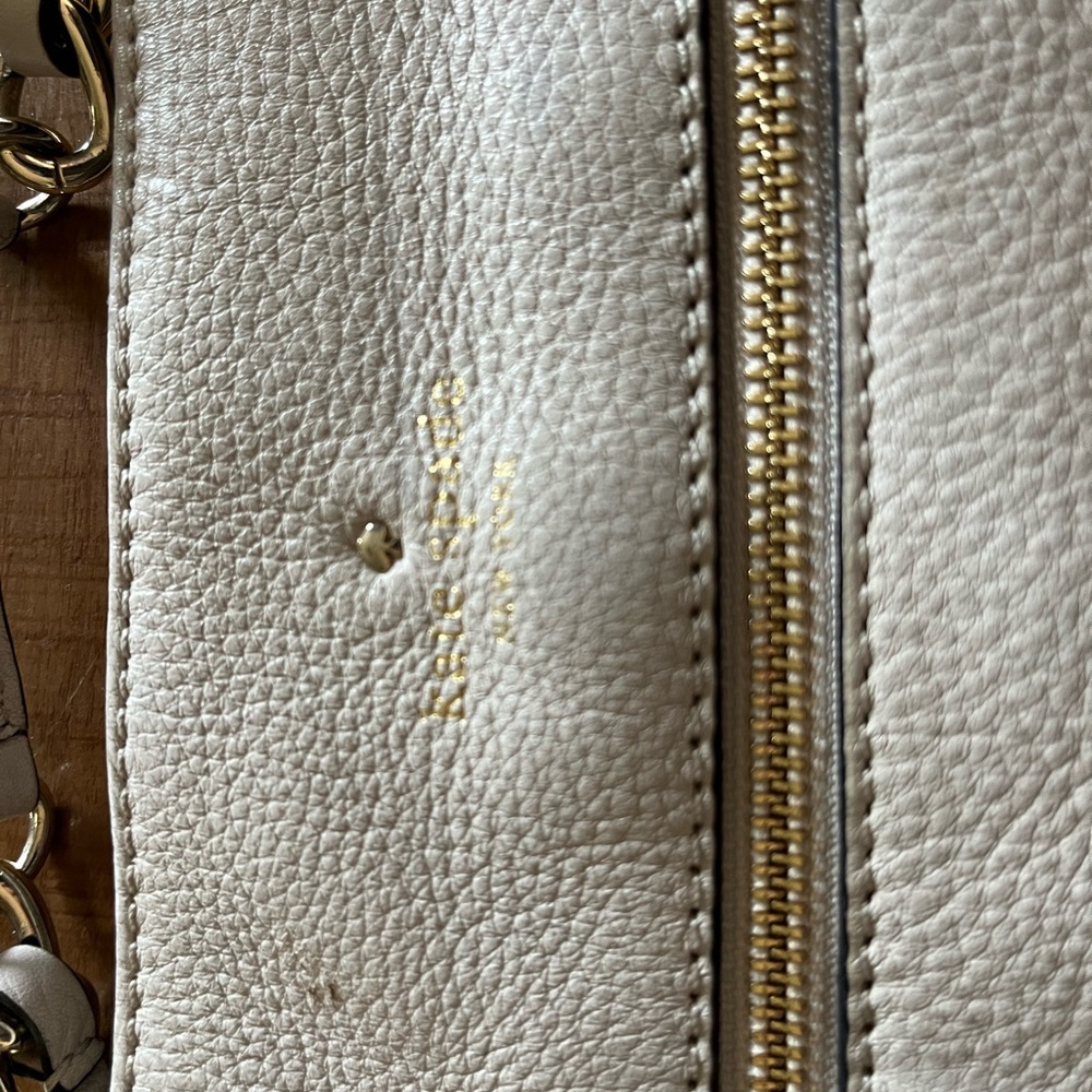 Kate Spade purse - Picture 3 of 6